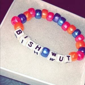 “Bish wut” VSCO Bracelet 💕
